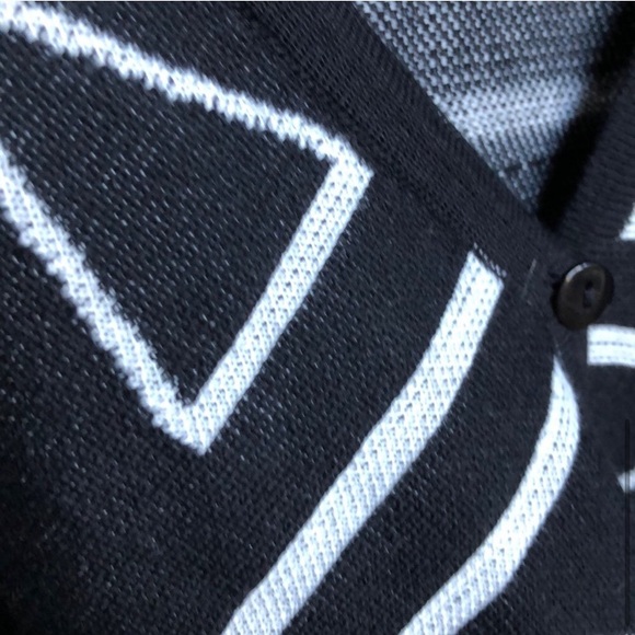 NWT Ryleigh Rue’s Girls Poncho Sweater - Picture 8 of 8